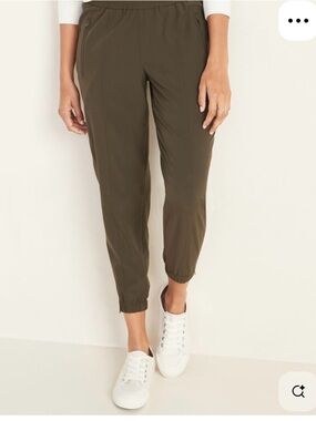 Olive Elastic-Waist Jogger Pants - Women